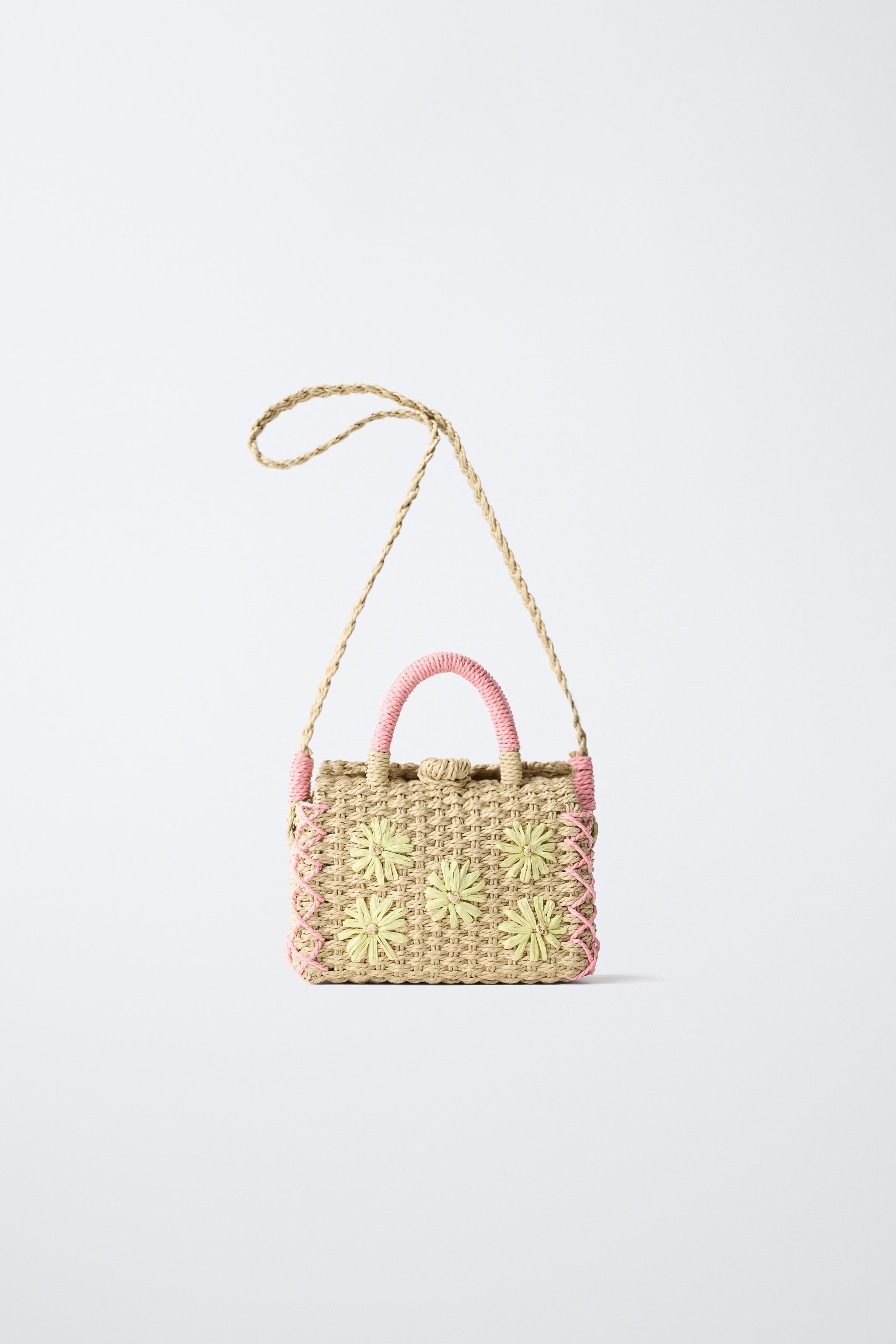 FAUX RAFFIA FLOWER BAG